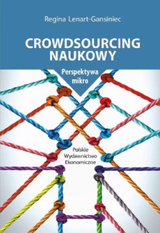 Обложка книги под заглавием:Crowdsourcing naukowy.